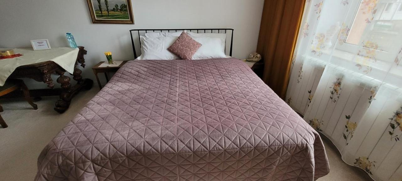 Apartament Garsoniera C&L Petroszany Zewnętrze zdjęcie