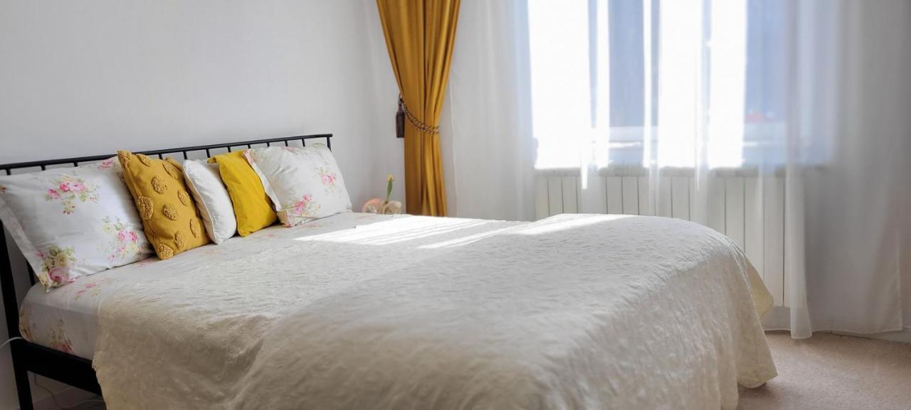 Apartament Garsoniera C&L Petroszany Zewnętrze zdjęcie